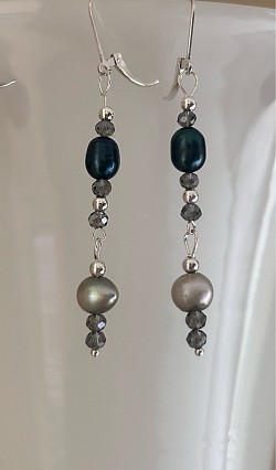 Pearl silver bead mixture dangle ear